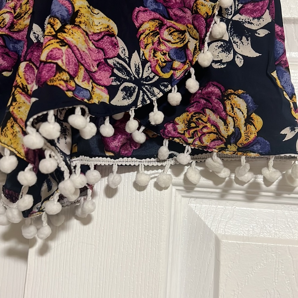 Rumor Boutique Floral Print Pom Pom Embellished Shorts - Picture 3 of 5